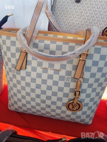 Чанти, снимка 1