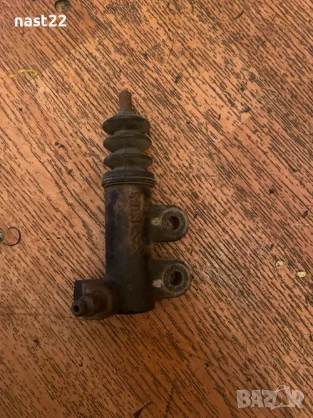 Долна помпа съединител DR-5  1.6 109 к.с, снимка 1