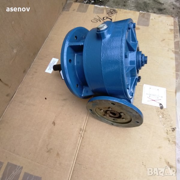 Червячен редуктор , снимка 1
