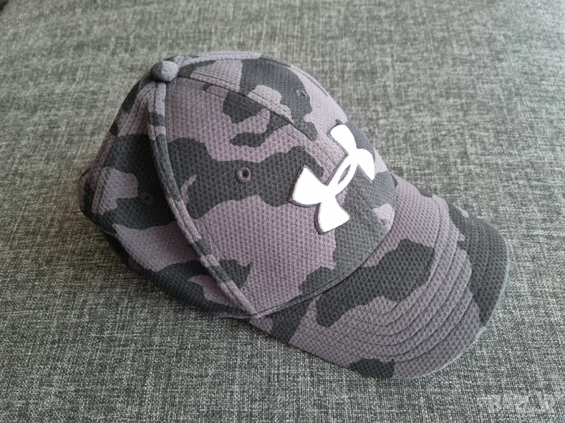 Шапка Under Armour Blitzing, размер L-XL, снимка 1