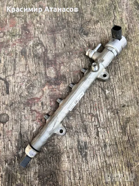 A6510700495. Горивна рейка за Мерцедес Ц-класа W204. OM651, снимка 1