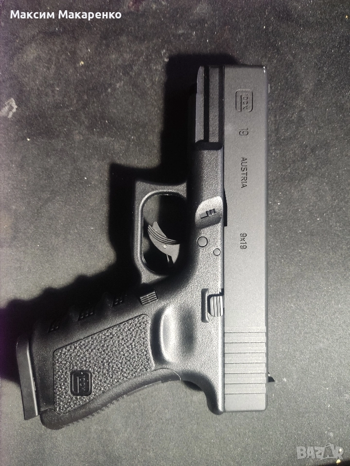 пневматичен пистолет Glock 19 gen 3 кобур в подарък , снимка 1