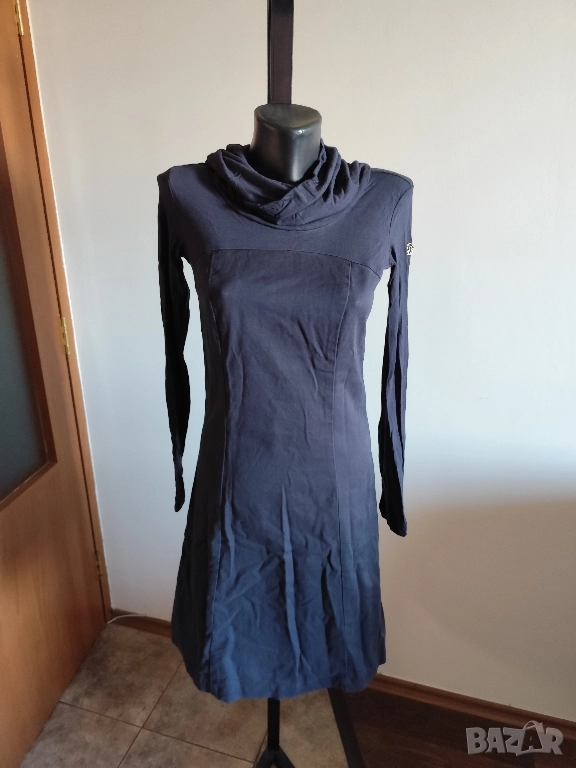 Armani Jeans рокля, снимка 1