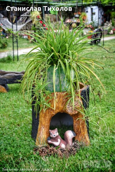 Градински кашпи саксии от щампован бетон имитиращи дърво, снимка 1