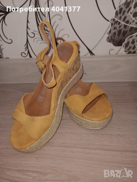 Дамски сандали Tamaris естествен велур, снимка 1