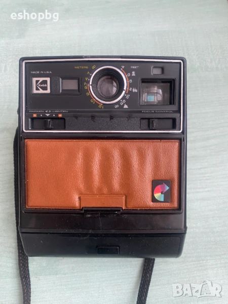 Продавам фотоапарат Kodak ЕК 200 Instant camera, снимка 1