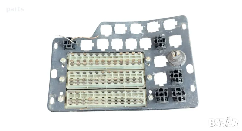 Бушонна Кутия Мерцедес Варио 614 - 814, снимка 1