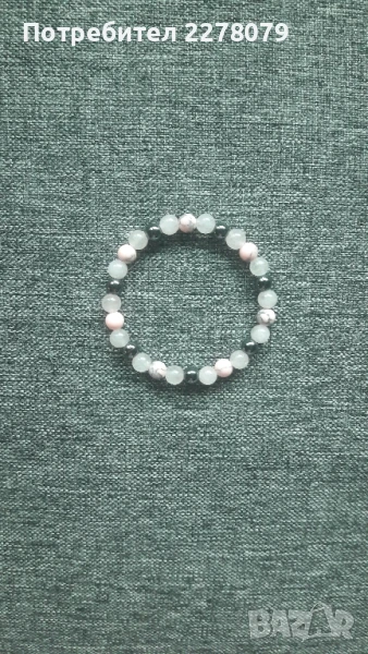 Гривна от розов кварц, хематит и хаулит - ръчна изработка, снимка 1