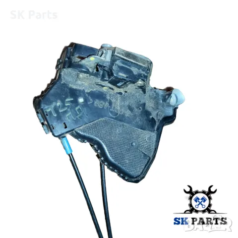 Брава на врата предна дясна за TOYOTA AVENSIS T25, снимка 2 - Части - 49475313