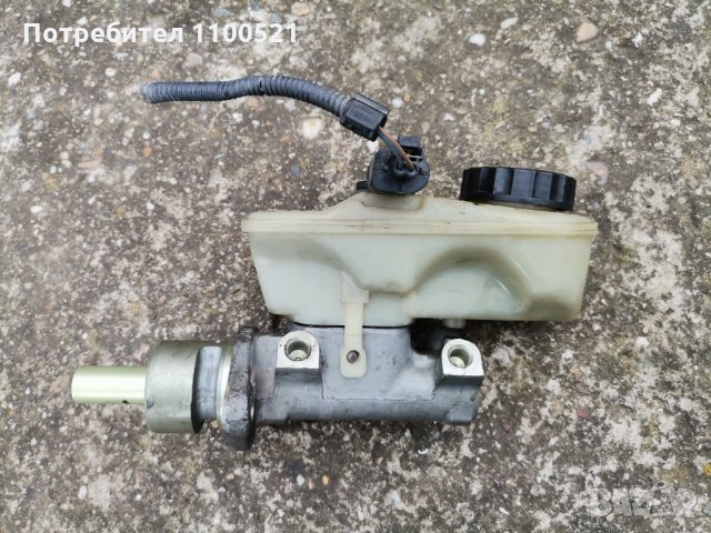 Спирачна помпа с казанче и букса от VW POLO 1.9 Дизел, снимка 3 - Части - 30272238