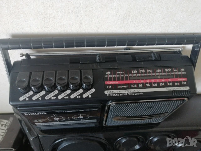 Радиокасетофон PHILIPS D7160/02, снимка 3 - Радиокасетофони, транзистори - 50558810