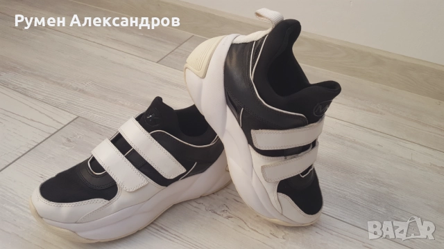 Бели дамски маратонки MICHAEL KORS размер 39, снимка 9 - Маратонки - 52111412