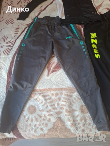 Две долнища и горнище Найк!И трите за 8 евро!, снимка 2 - Спортни дрехи, екипи - 54110912