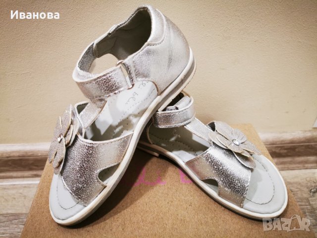 Детски сандали номер 26 сребристи за момиче , снимка 2 - Детски сандали и чехли - 40058768
