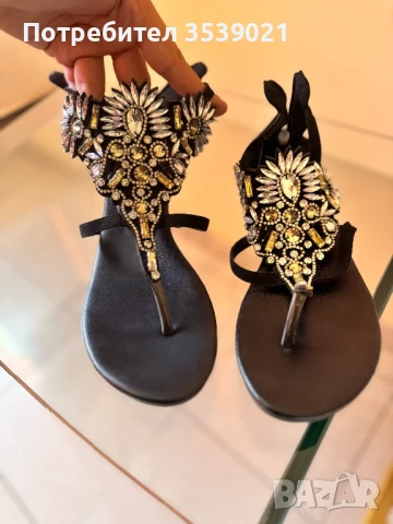 Чисто нови лятни сандали 
