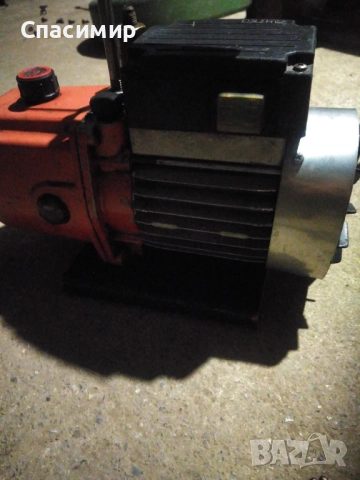 Вакум помпа монофазна 250w на 2850об, снимка 6 - Водни помпи - 51827821