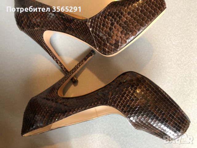 Обувки змийска кожа, снимка 1 - Дамски обувки на ток - 38901374