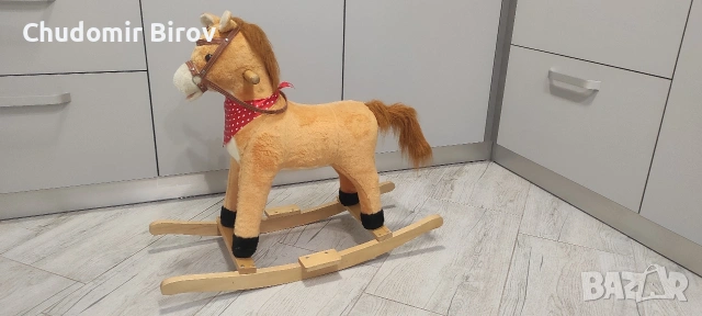 Детско музикално конче