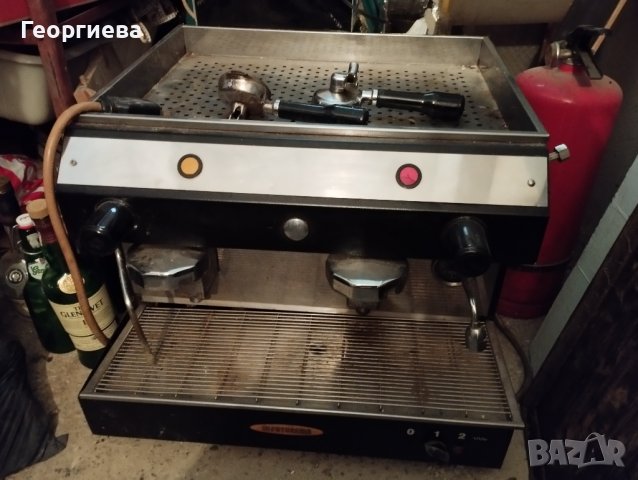 Кафемашина, снимка 3 - Кафе машини - 37300084