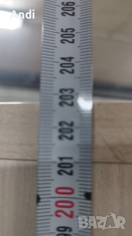 Продавам Гардероб - с четири врати и рафтове 203/40/100 със забележки, снимка 7 - Гардероби - 53331669