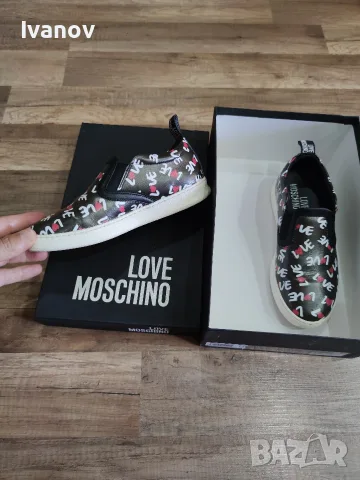 Дамски обувки Moschino , снимка 3 - Дамски ежедневни обувки - 55951323