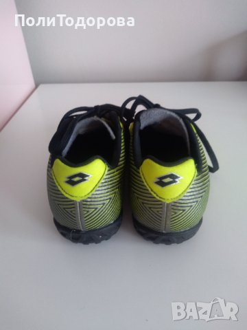 Футболни обувки LOTTO , снимка 4 - Детски маратонки - 37338369