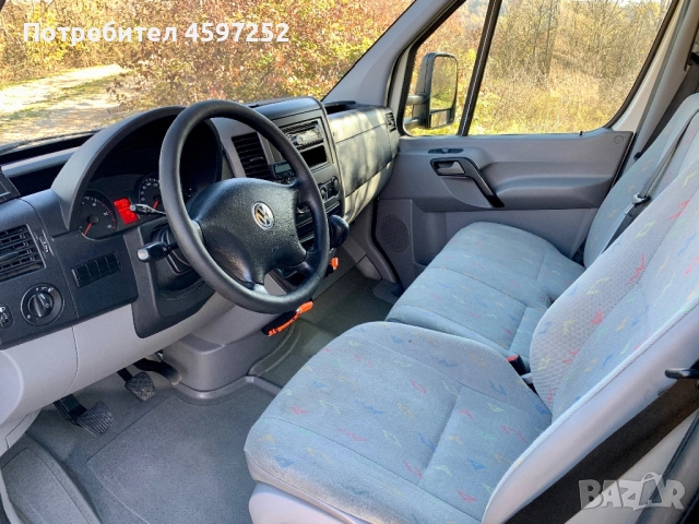 VW Crafter 4.30м.* Климатик* Темпомат* Двойна гума, снимка 12 - Камиони - 52440612