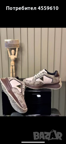 Дамски маратонки -GUESS, снимка 1