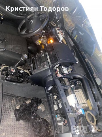 Тойота Авенсис на части, снимка 17 - Части - 34543505