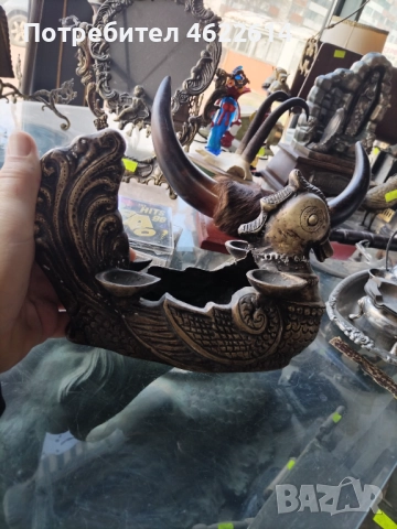 БРОНЗОВА ФИГУРА