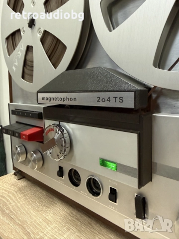 🔈Ретро ролков магнетофон с вграден усилвател и колони  TELEFUNKEN M204 TS E 4 - профилактиран, снимка 4 - Радиокасетофони, транзистори - 56180005