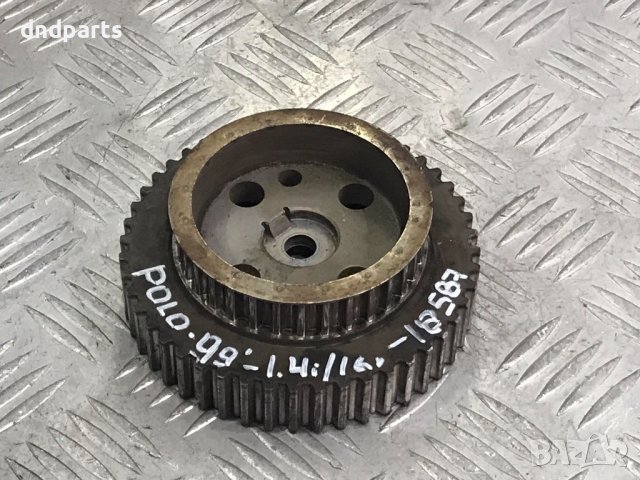 Зъбно колело VW Polo,1.6i,16V,1999г. 