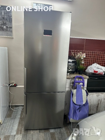 Хладилник с фризер BOSCH нов във гаранция, снимка 4 - Хладилници - 53065838