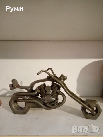 Стара фигура  на мотор