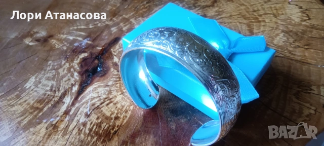 Ретро дамска гривна с ажурни орнаменти - ръчна изработка.Дързък акцент към аутфита на всяка дама, снимка 2 - Гривни - 54003238