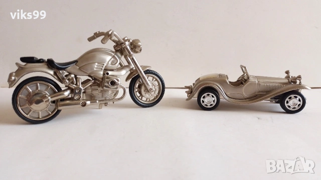 Метални мотор и ретро количка - часовници , снимка 3 - Колекции - 54225970