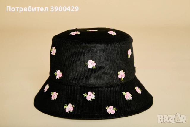 Дамска Кадифена Шапка Violette, снимка 2 - Шапки - 52183845