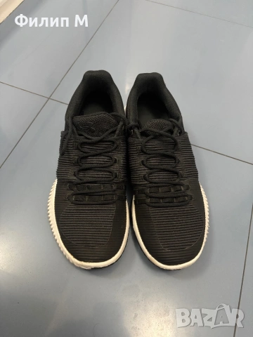 Under Armour маратонки , снимка 2 - Маратонки - 53358475