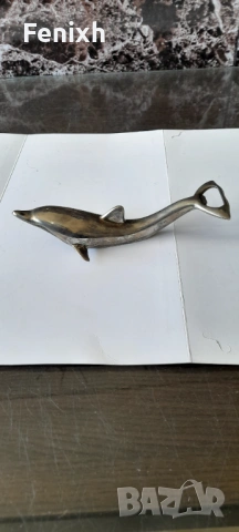 Старина посребрена отварачка Делфин