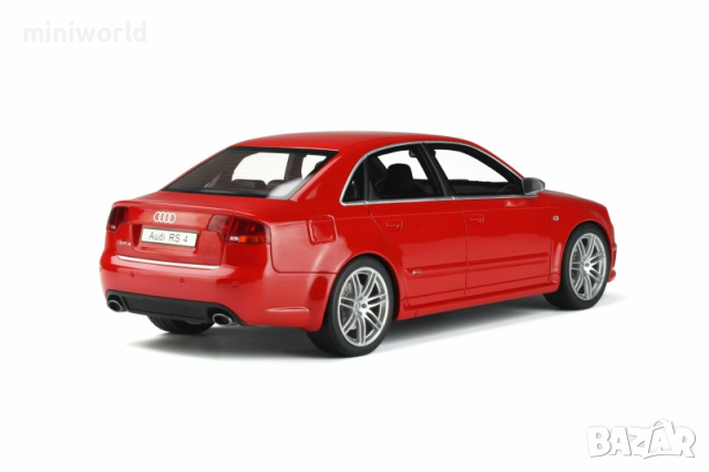Audi RS4 B7 4.2 FSI 2006 - мащаб 1:18 на Ottomobile моделът е нов в кутия, снимка 2 - Колекции - 44508713