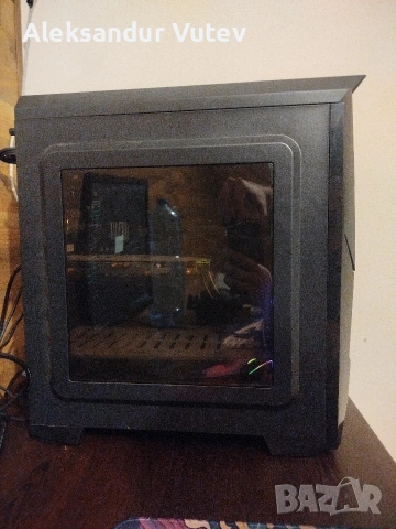 Настолен компютър за игри и работа – Intel i3‑9100F, RX 570, 8 GB RAM, Windows 10 Pro