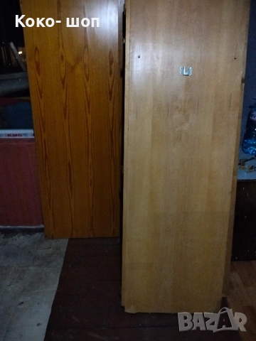 атрактивен 3крилен дървен Гардероб идр.