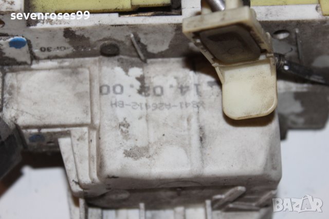 Брава врата задна дясна Форд Фокус 1 1.8tdci 90 Ford Focus 2000 хечбек, снимка 6 - Части - 42501278