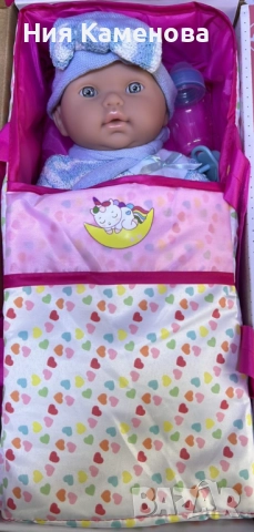 Кукла бебе с пълен комплект – Шише, пижама, легълце и аксесоари - 42 см - НА БЪЛГАРСКИ, снимка 11 - Кукли - 52643639