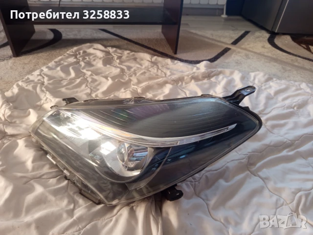 Фар toyota yaris hibrid III от 2014-2020, снимка 3 - Части - 50871462