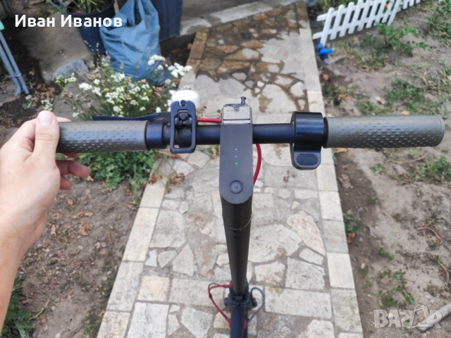 Електрическа тротинетка Xiaomi M365, снимка 5 - Скейтборд, ховърборд, уейвборд - 51724715