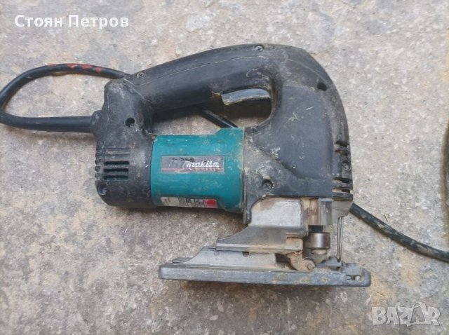 Прободен трион/зеге Makita 720W, снимка 2 - Други инструменти - 37736577