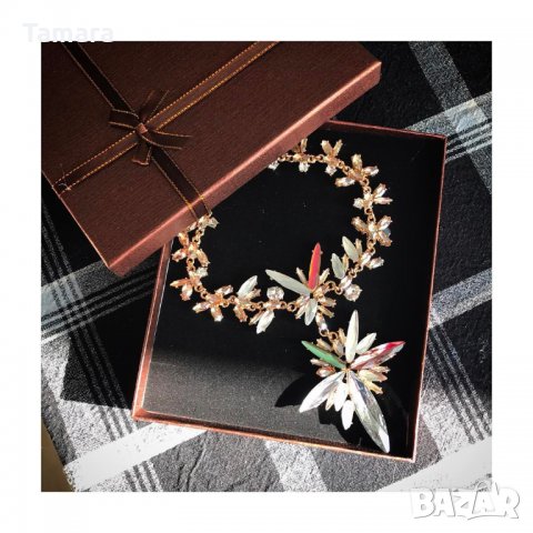 Чокър, колие