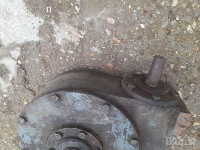 Редуктор, снимка 5 - Резервни части за машини - 52308848