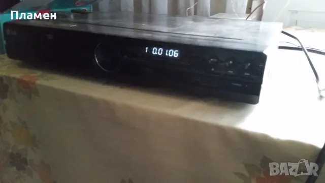 DVD LG HT304SU-DH, снимка 2 - Плейъри, домашно кино, прожектори - 48178908